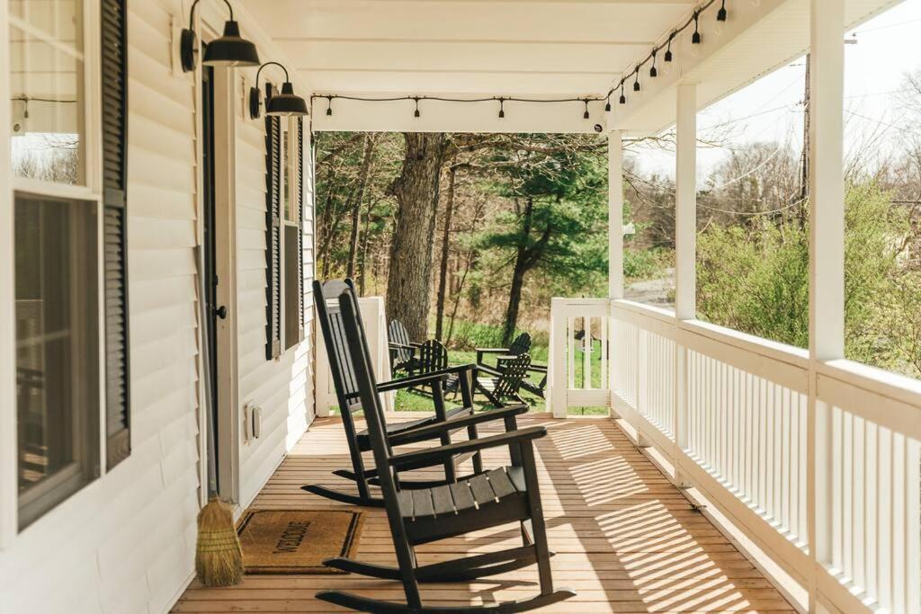 Cozy Cottage, Hot Tub, Fire Pit, 15Min To Hudson And Hiking Катскил Екстериор снимка